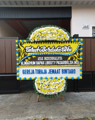 Papan Bunga Duka di Keputraan